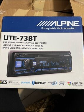 Alpine UTE-73BT Black and Blue Car Stereo Receiver
